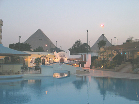 hotel_LeMeridan-pyramids
